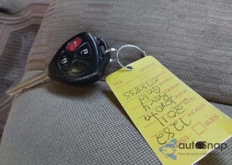 2011 Toyota Rav4 z USA, uszkodzony, nr VIN 2T3KF4DV1BW078855